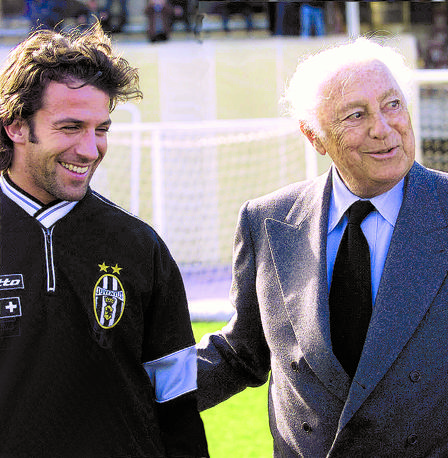 Negli anni, Del Piero diventer una bandiera del club e il pupillo di Gianni Agnelli che invent per lui il soprannome 